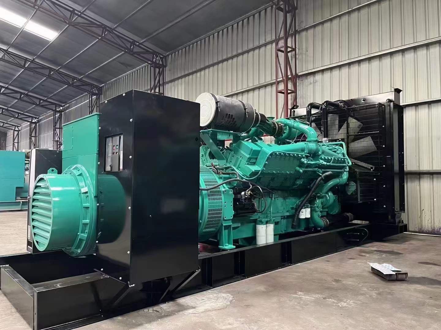 汕头如何降低 800kW 柴油发电机输出电流的波动？