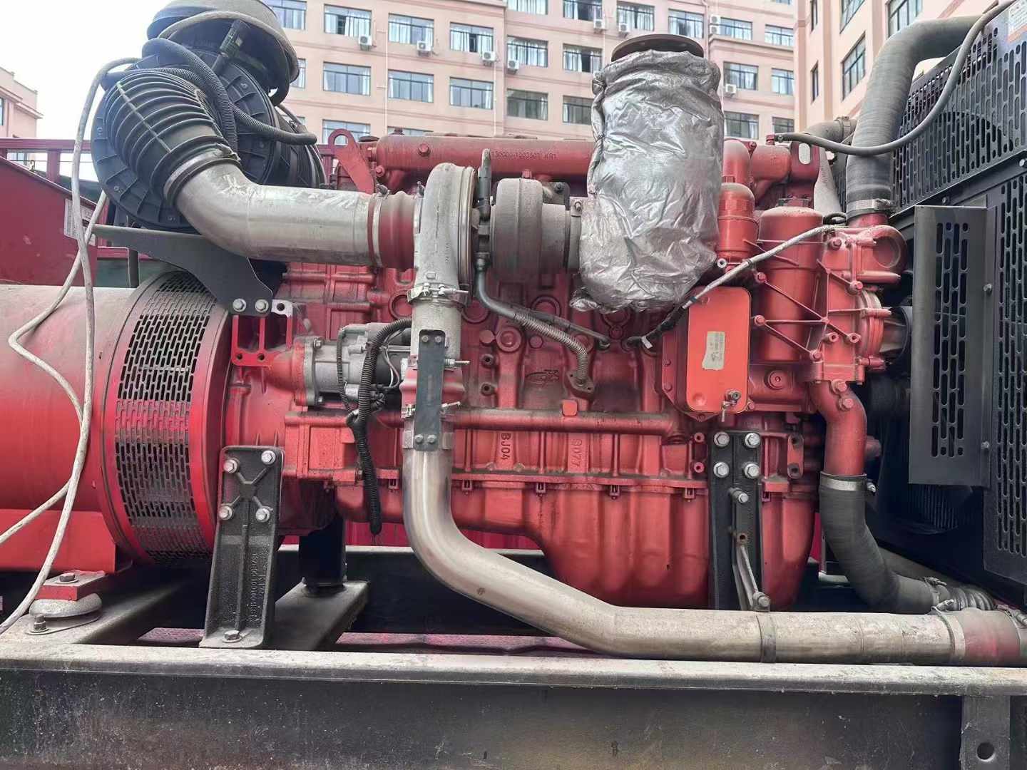 汕头如何选择适合 600kW 柴油发电机组的过载保护器？