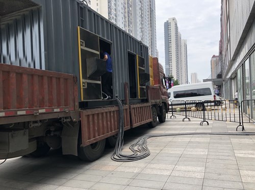 汕头柴油发电机空气滤清器在不同季节的更换周期是否有差异？